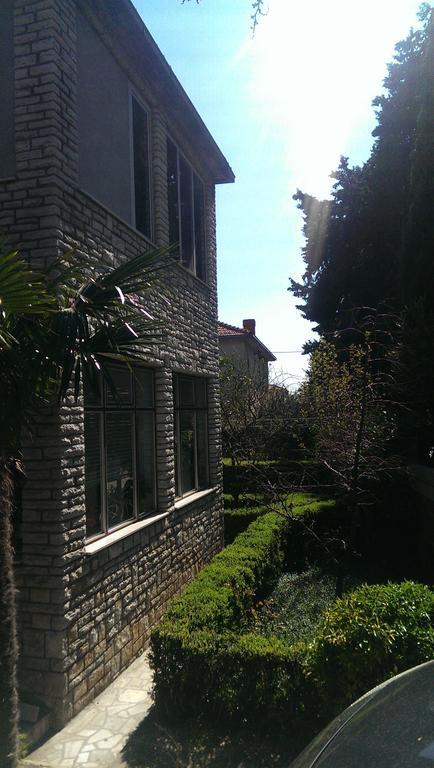 Garden Apartment Kaštela Стая снимка