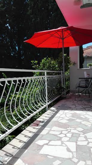 Garden Apartment Kaštela Екстериор снимка